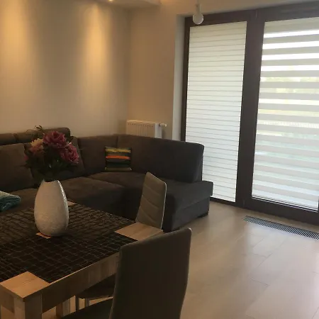 Apartament Garnizon *