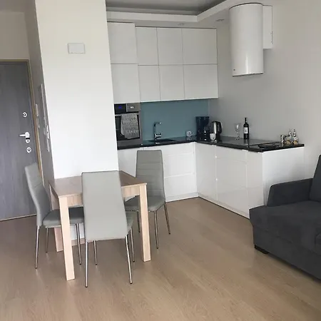 Apartament Garnizon *